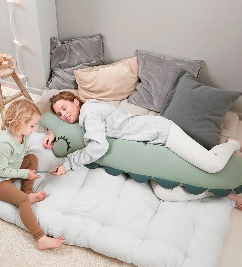 Pyntepuder*Done by Deer Pude - 160x40 cm - Comfy - Croco- Grøn