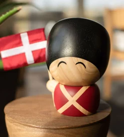 Pyntefigurer*FableWood Garder - Valdemar - 17 cm - Natur/Rød/Sort