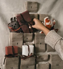 Julekalender*Ferm Living Julekalender - Pine - Maxi - Natural