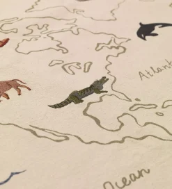 Plakater Og Billeder*Ferm Living Vægophæng - The World Textile Map - Off White
