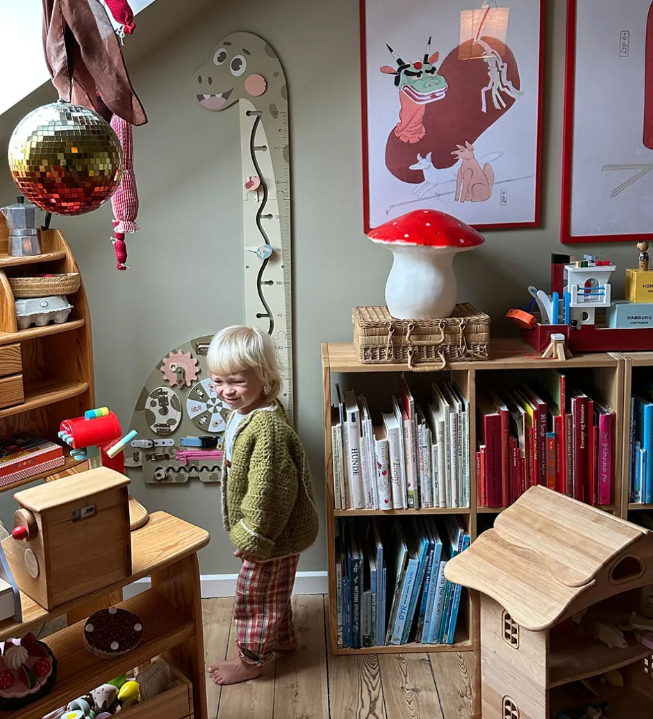 Babylegetøj|Aktivitetslegetøj*Hemmingsen Kids Aktivitetstavle m. Højdemåler - Langhals - 135cm