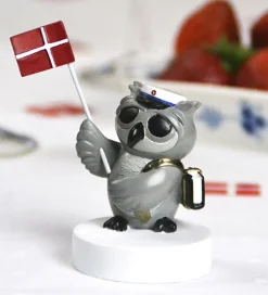 Pyntefigurer*Kids by Friis Ugle m. Bog Og Flag - Blå