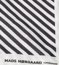 Tørklæder*Mads Nørgaard Tørklæde - 55x55cm - Bluing/Jet Black Stribet