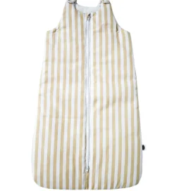 Pine Cone Sovepose - 0-6 mdr. - Mustard Stripe
