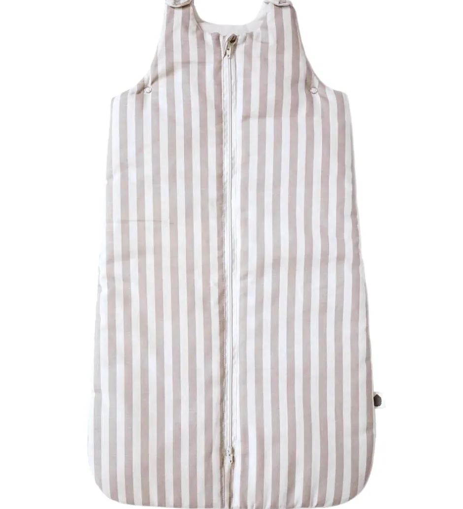Pine Cone Sovepose - 0-6 mdr. - Mushroom Stripe