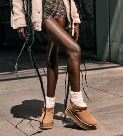 Bamsestøvler*UGG Bamsestøvler - W Classic Ultra Mini - Chestnut