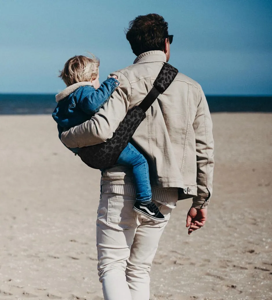 Bæreseler &Amp; Vikler*Wildride Bæresele - The Toddler Swing - Sort